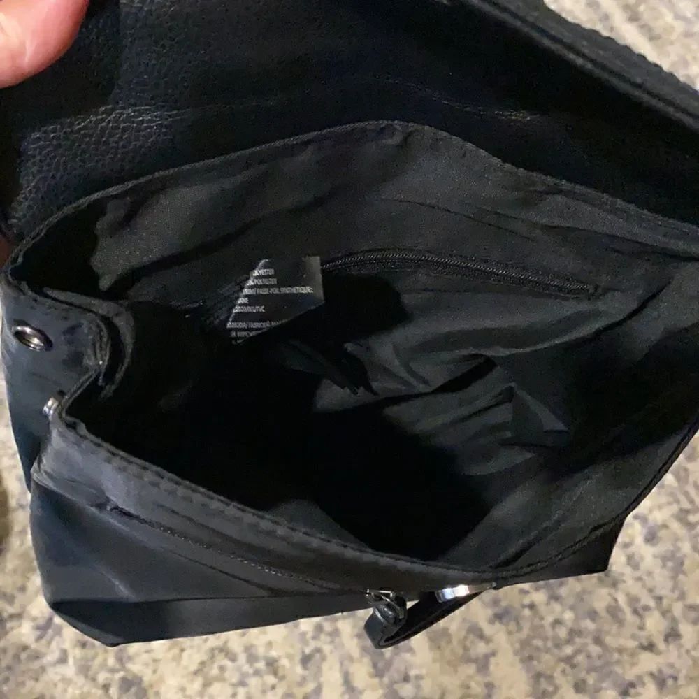 Botkier New York Mini Trigger Backpack - Picture 3 of 3